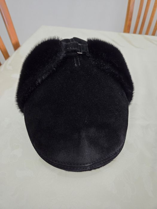 Кепка зимняя, полностью натуральная.