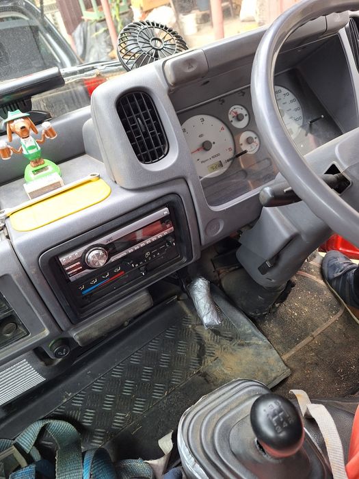 Nissan Cabstar E 96 basculabila 109.400 km