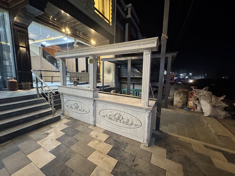 Restorant Bar Kafe lar uchun Bar sotiladi