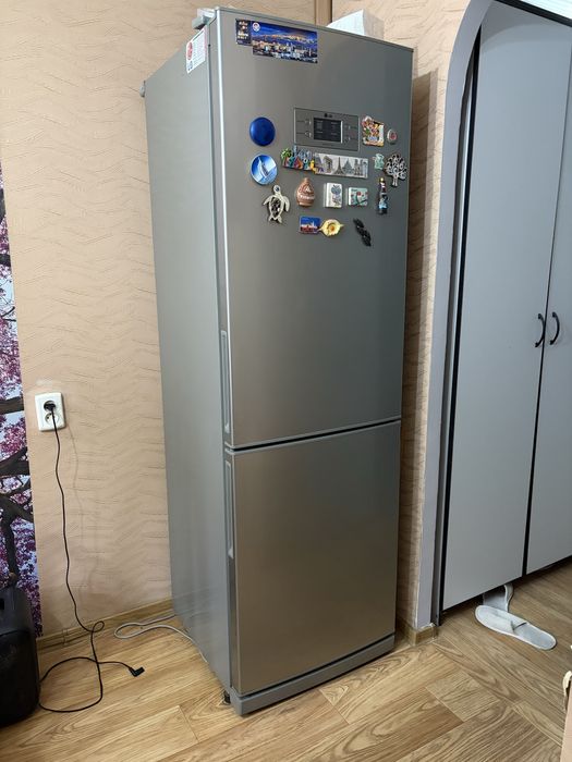 Холодильник продам