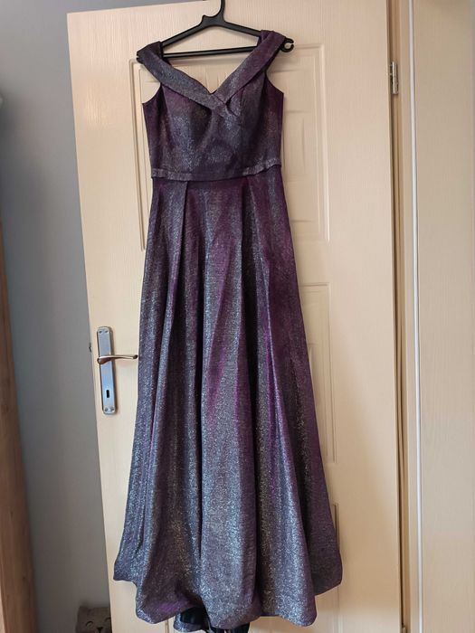 Лот от официални рокли