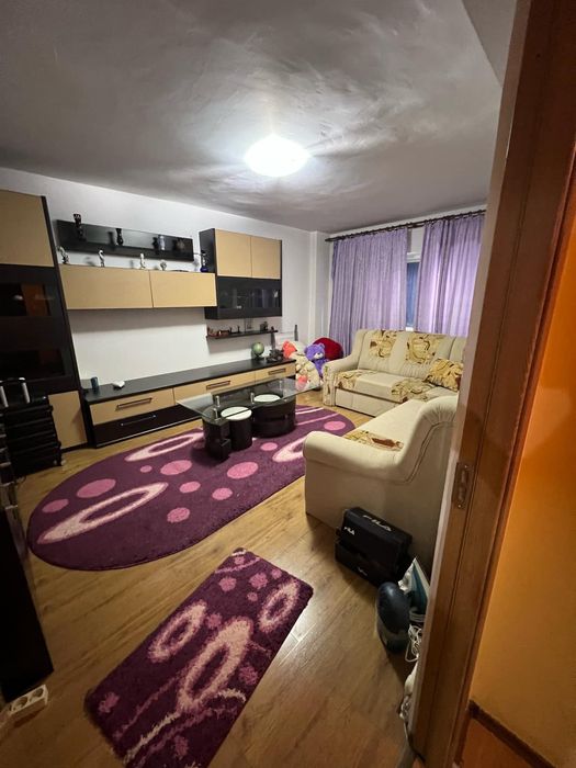 apartament 4 camere decomandat