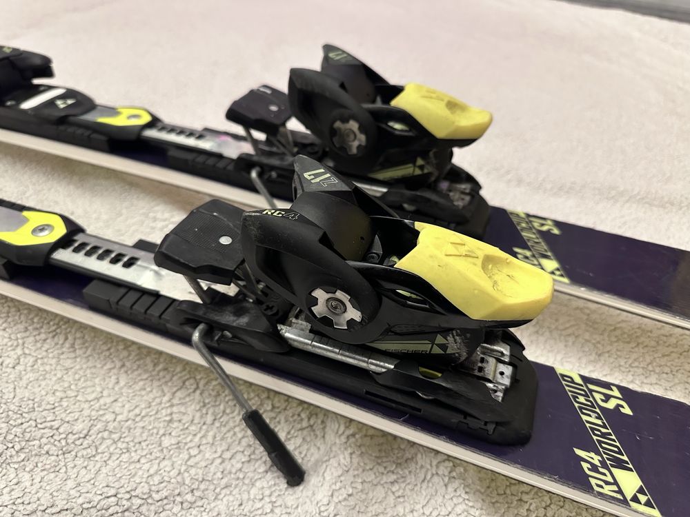 Fischer RC4 WorldCup SL FIS