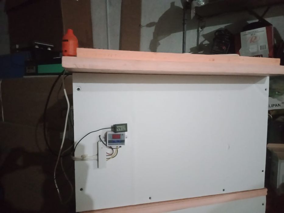 Продам инкубатор