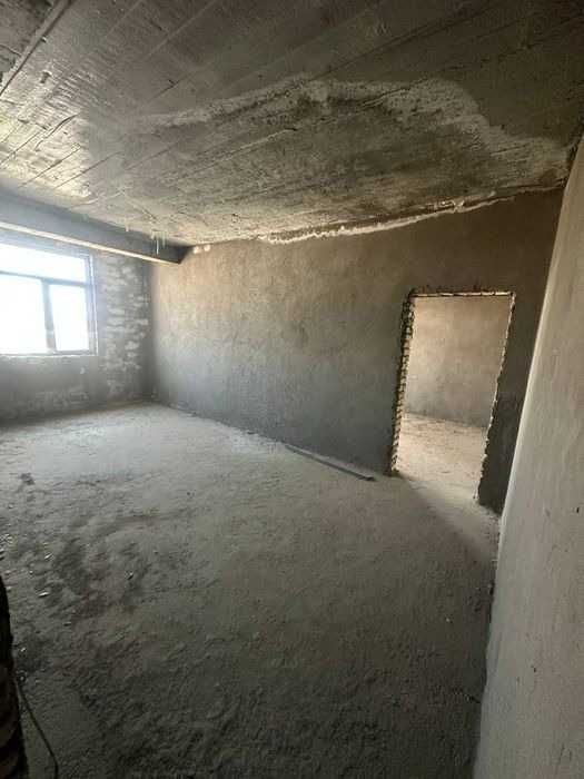 Продаётся 3х комн квартира на 8 этаже Ор 6 микрорайон Янги Узбекистон