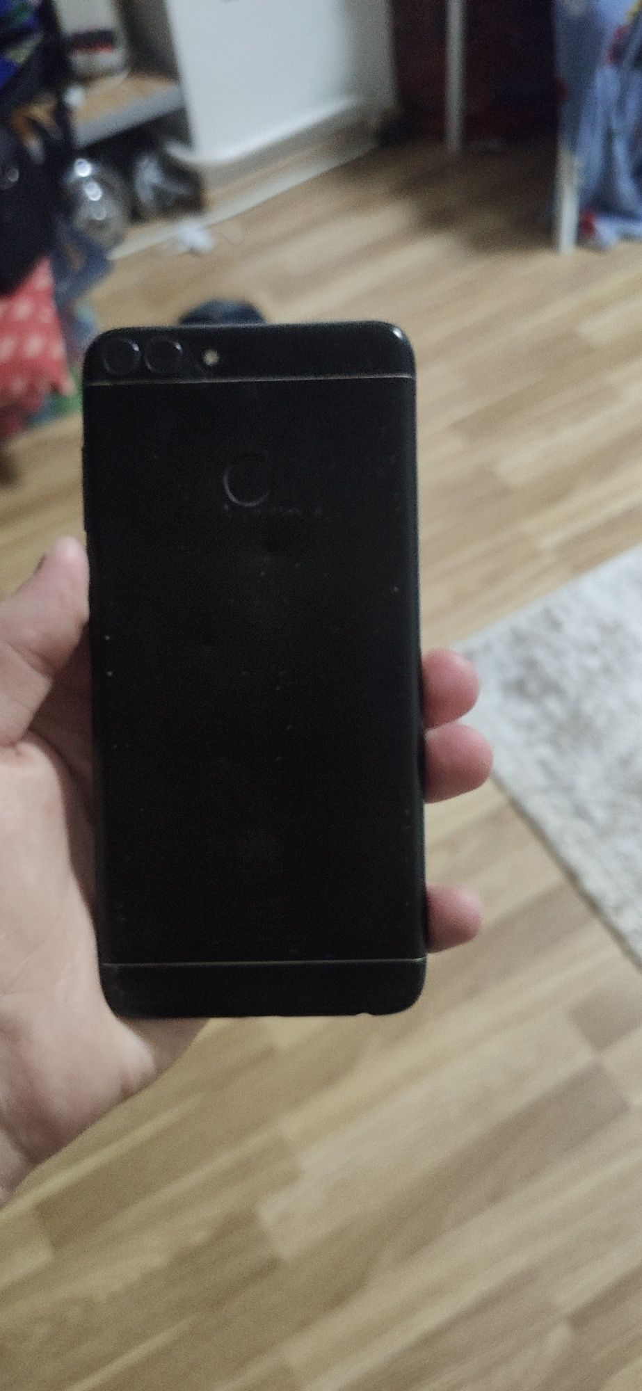 Huawei PI SMART телефон