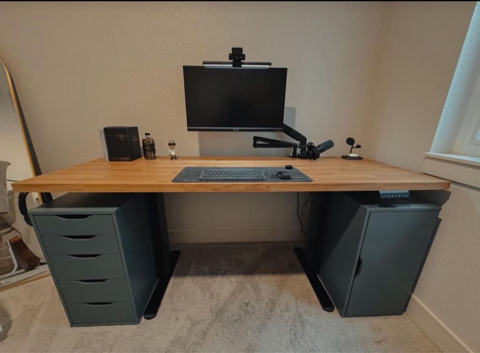 Продам тумбы, столы, столики и табуретки.