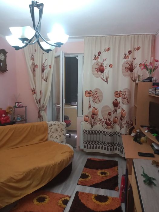 Vând apartament 2 camere