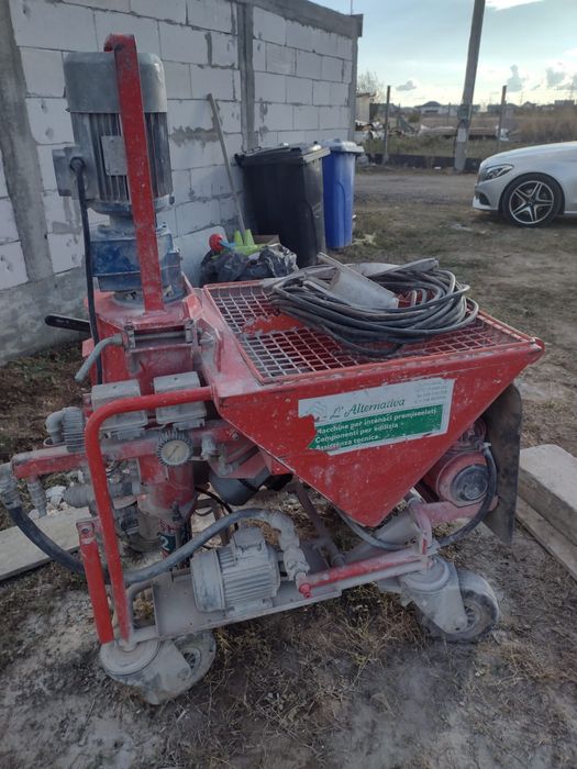 Pompa tencuiala mecanizata