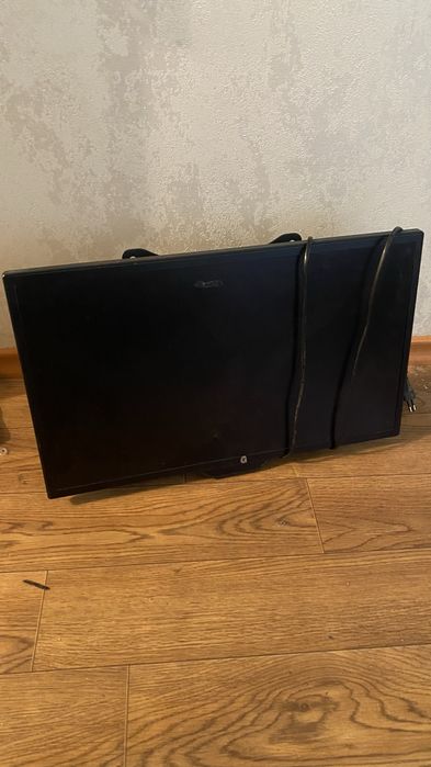 Клавитура игровой ргб 60% и монитор lg 60гц отдам дешевле