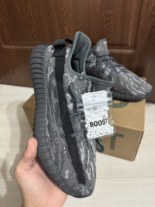 Yeezy 350 Mx Dark Salt