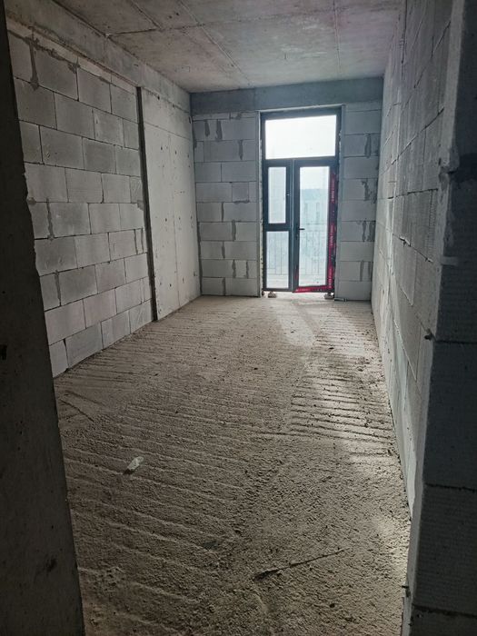 Бухоро ситидан квартира сотилади