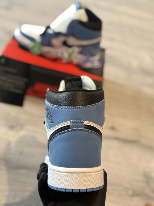 Jordan 1 University Blue