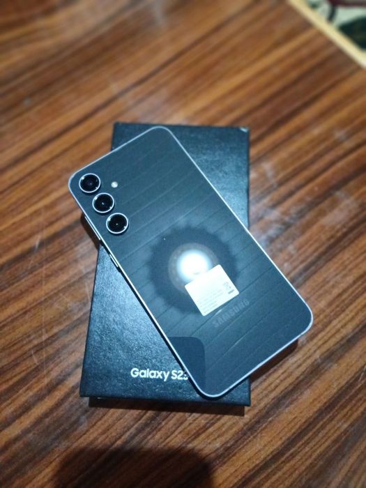 Samsung s 23 fe 8/128