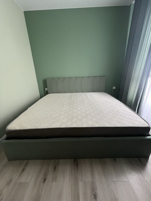 Продаю Кровать Двуспальная 200x200