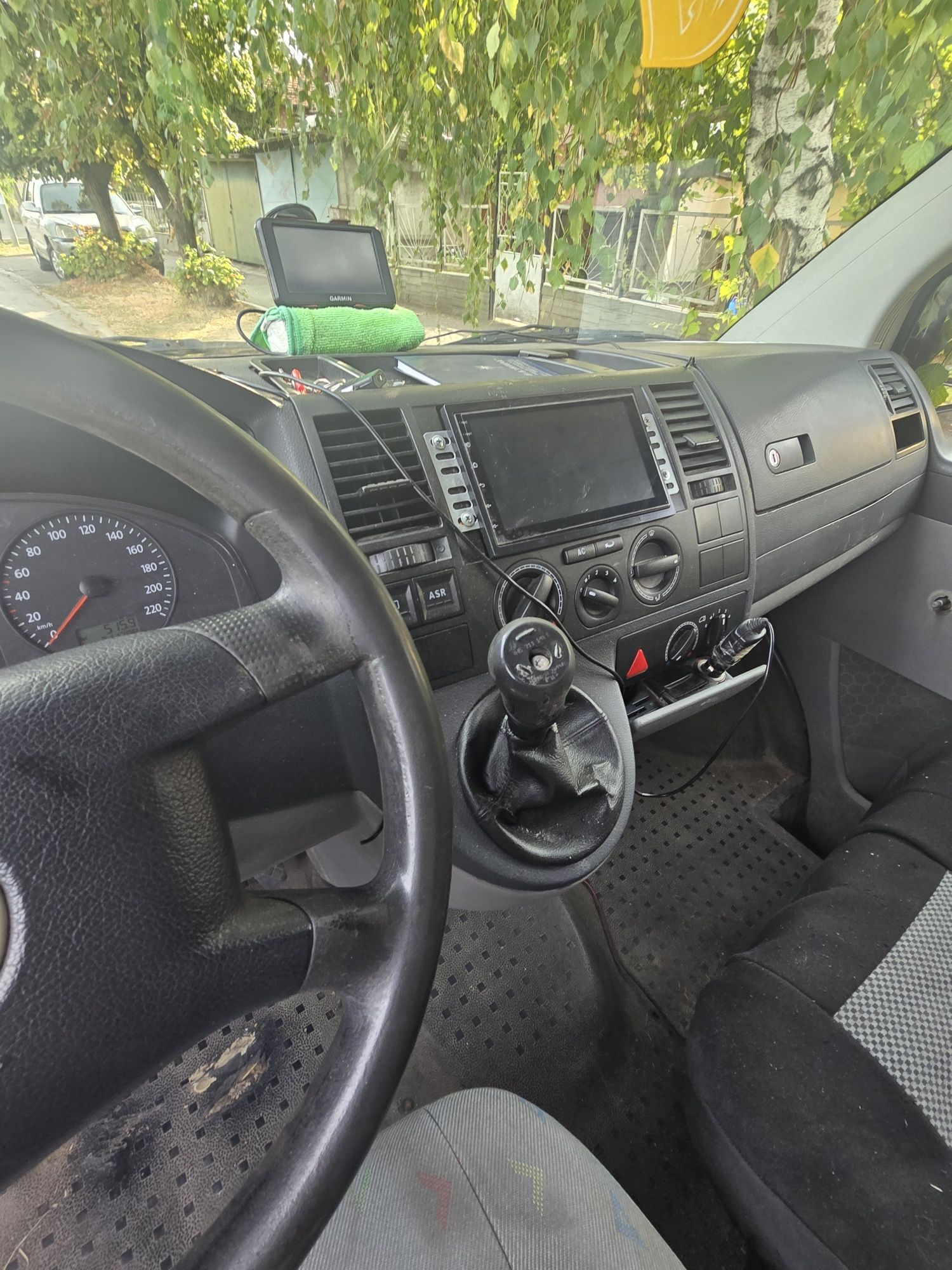 Vw t5 transporter