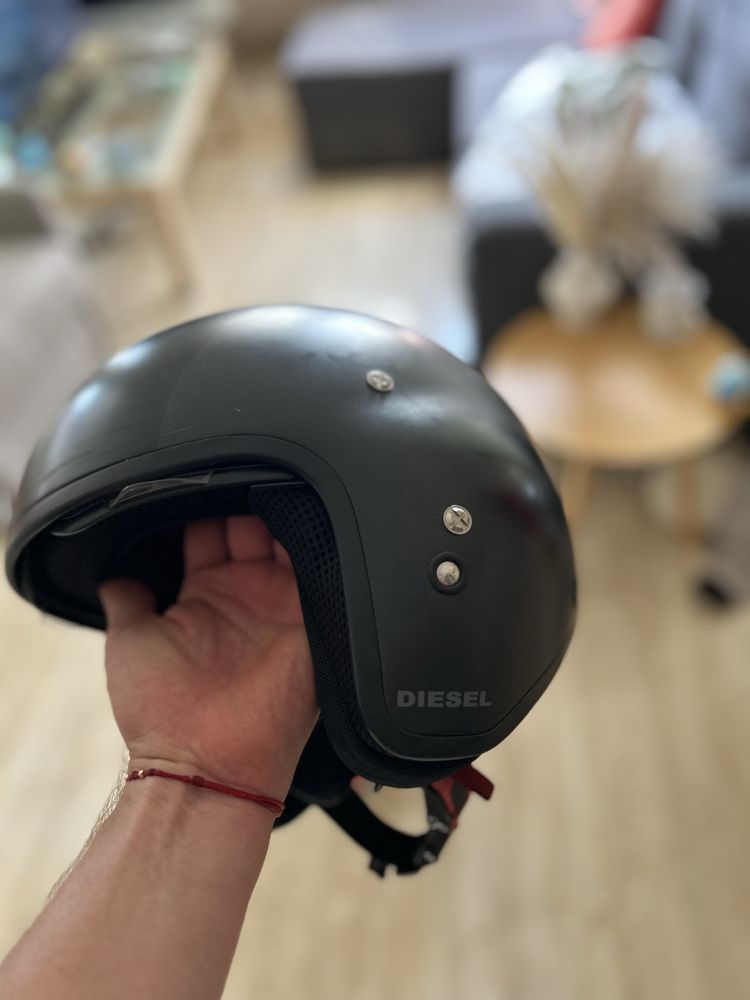 Каска AGV Diesel M