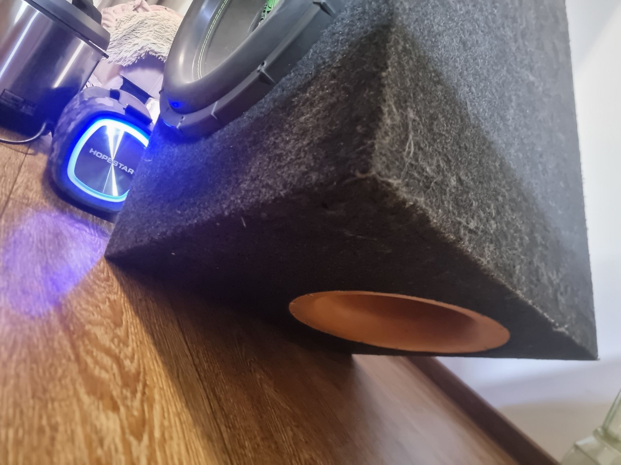 Продам сабвуфер Deaf bonce db sa 305