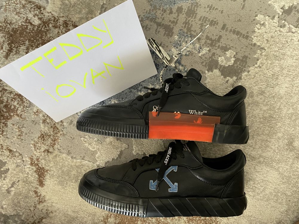 Off - White Low Vulcanized Nappa Leather Black Blue