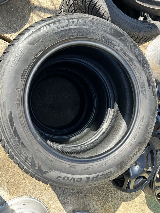 4 зимни гуми hankook  215 60 17