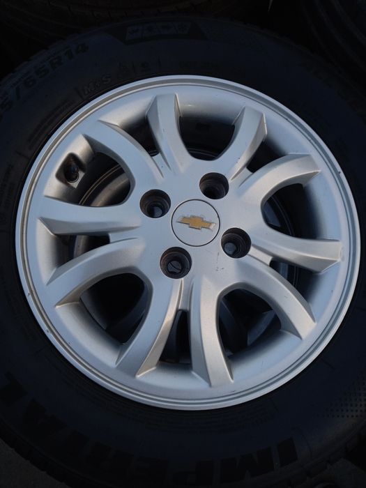 Spark 4 p. Diska  130$ Komplekt 4ta disk ni uzi