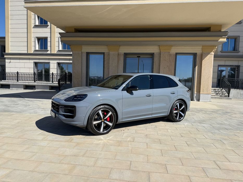 Porsche Cayenne Porsche Cayenne S 2023 16.000 km 475 cp inclusiv tva deductibil 21%