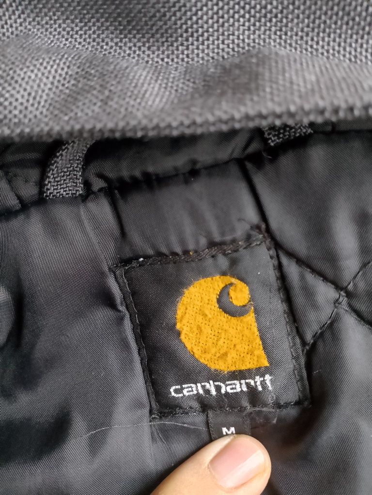 Яке Carhartt сиво