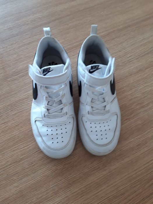 Маратонки Nike н.33