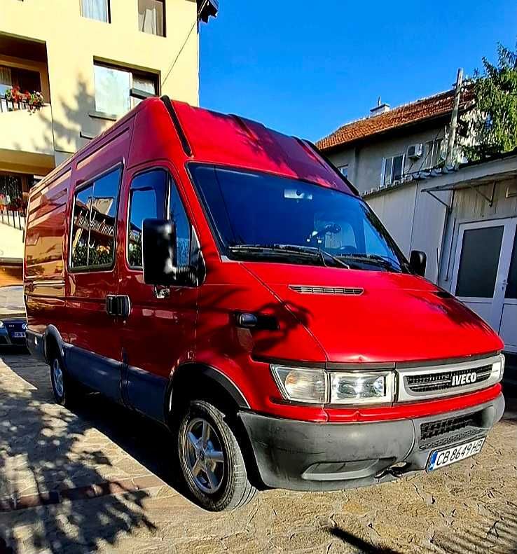 Бус Iveco Daily 35s12