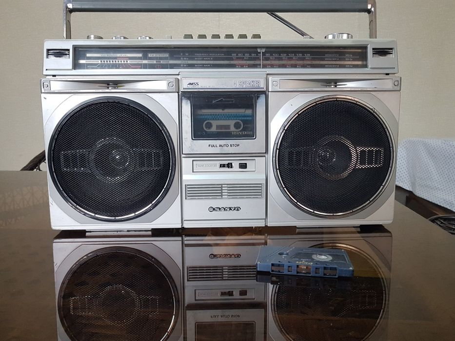 Магнитола SANYO M-9935K