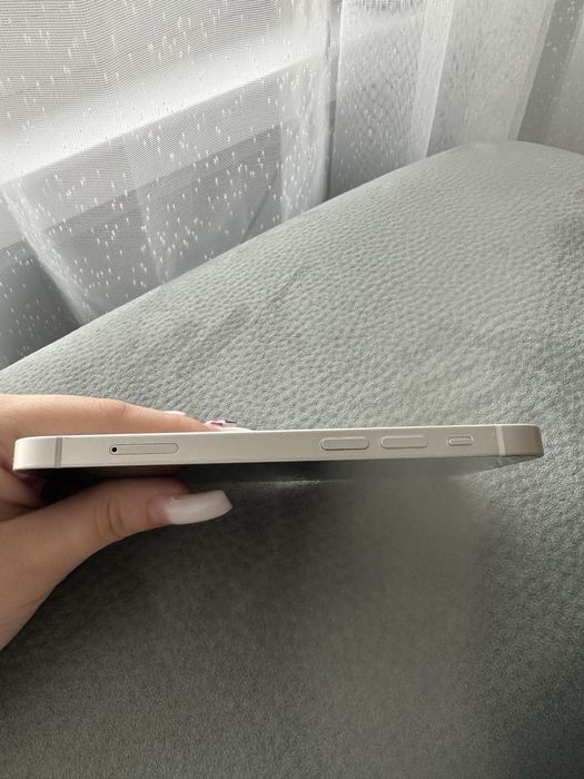 iPhone 13 mini вградена памет 128 G