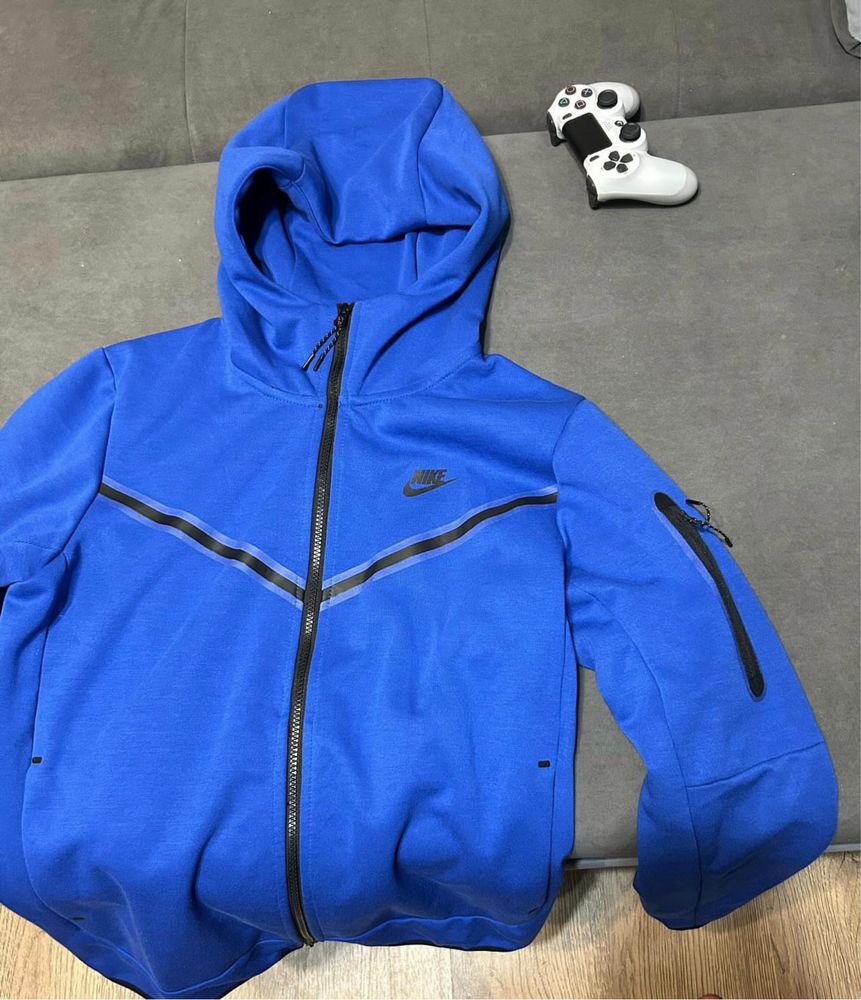 Nike Tech Fleece