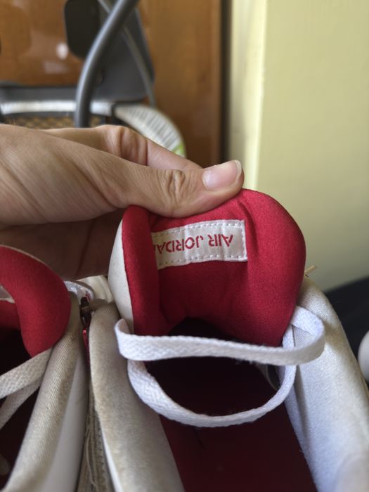 Vand Jordan 4 Metallic Red