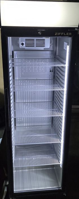 Холодильник Витрина "ZIFFLER"  сотилади