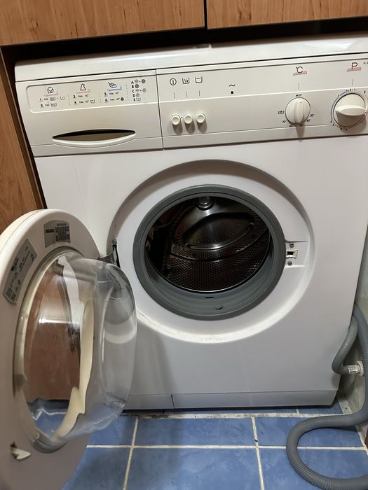 Masina de spalat rufe Whirlpool