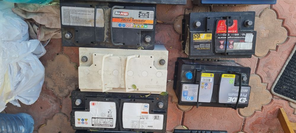 Baterii auto diferite mărci și puteri de la 100 Lei