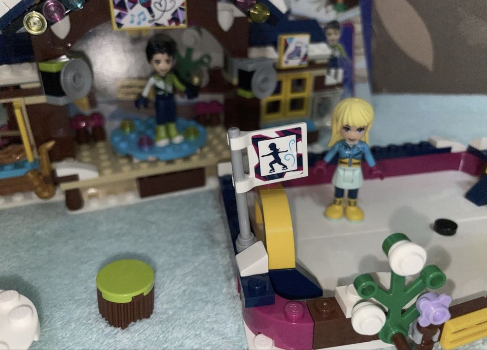 Lego friends Ледена пързалка в зимния курорт 41322