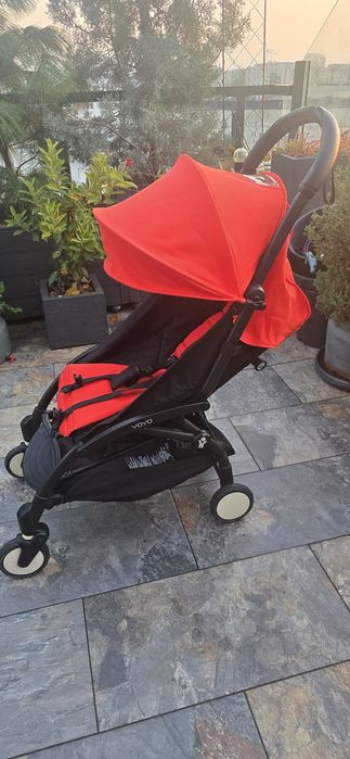 Cărucior Ultra-Compact BABYZEN YOYO² - Red (Roșu)