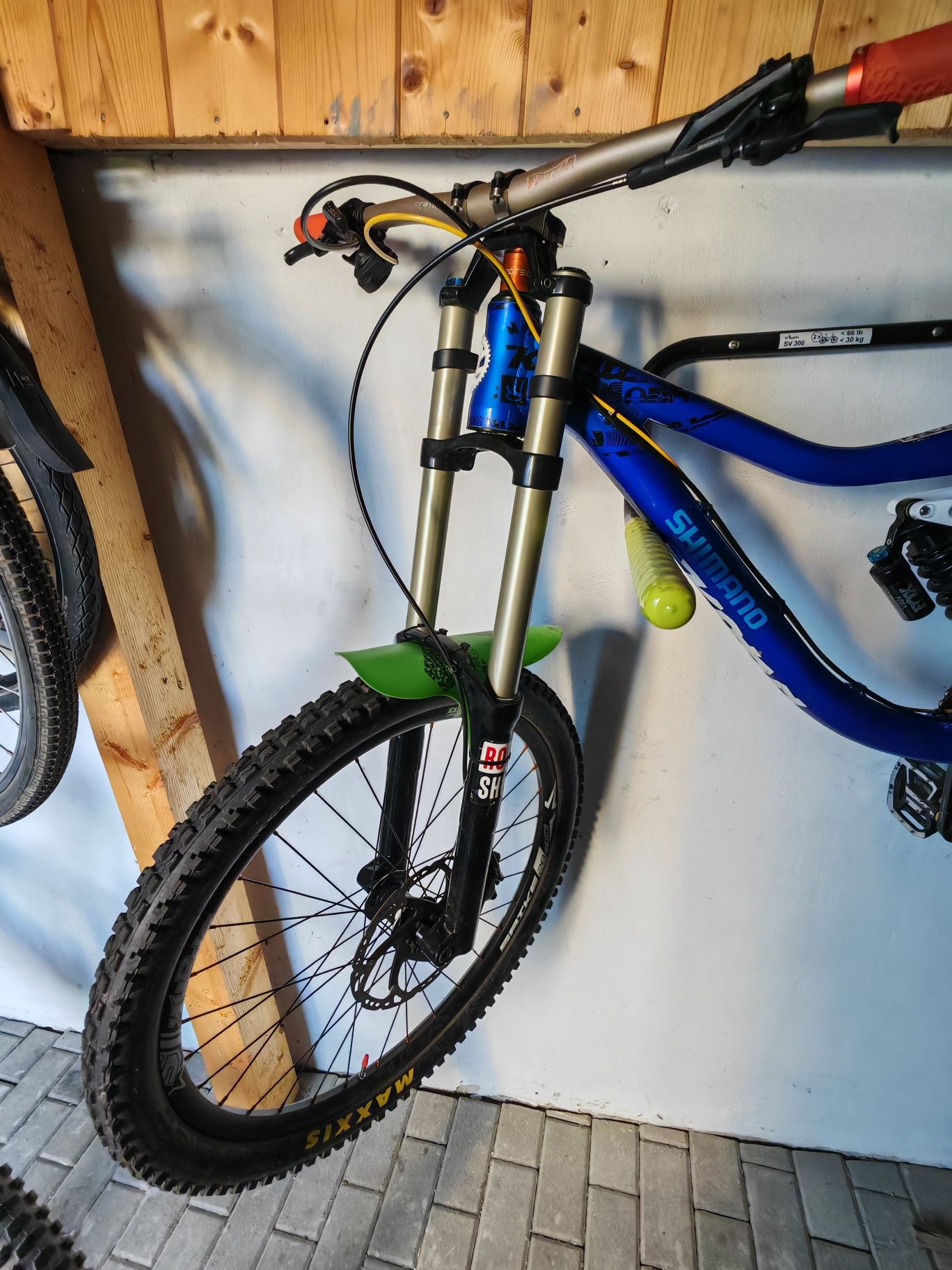 Bicicletă Kona DH, full suspension