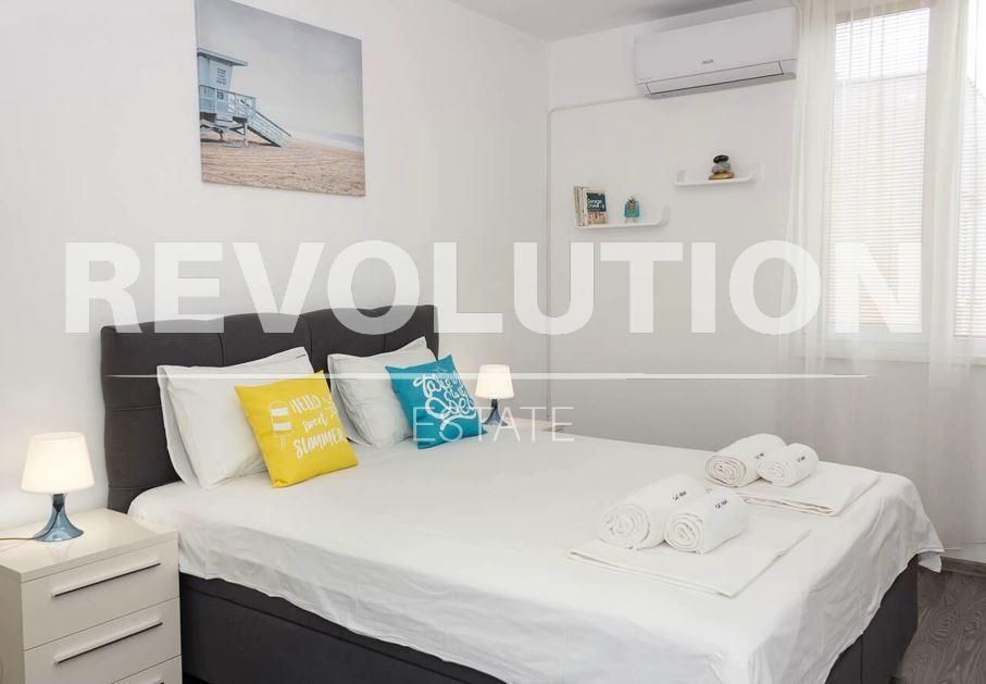 Дава се под наем Двустаен апартамент в Варна, Център - 61 кв.м за 650 € - Снимка #4