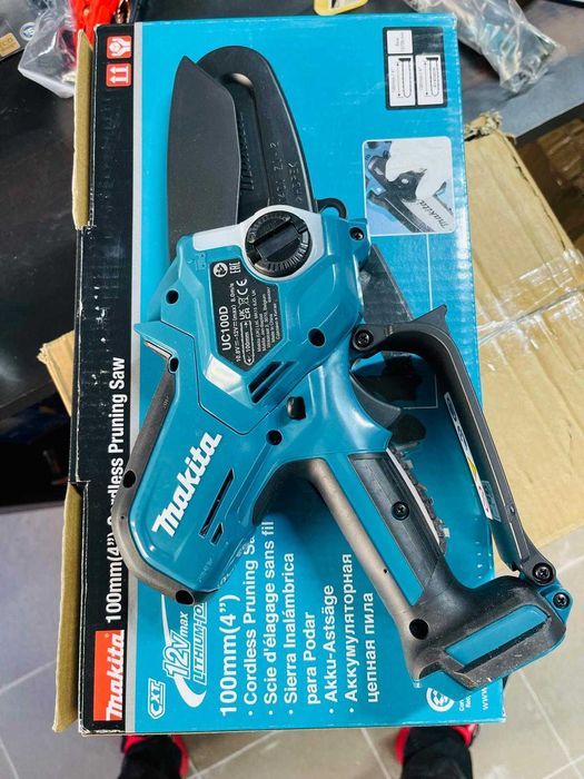 Mini drujba Makita UC100DZ 12 V Max. (fără baterie, fără încărcător)