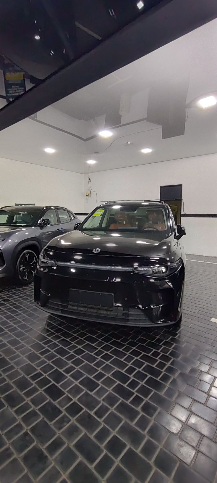 2025 Leapmotor C16 Gibrit Sotiladi.Avto Salon Auto Centr