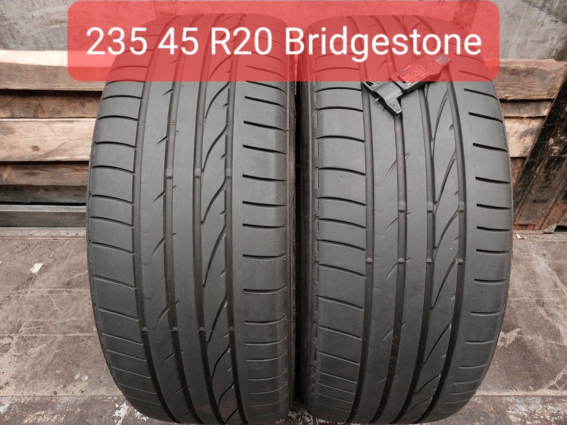 2 anvelope 235/45 R20 Bridgestone