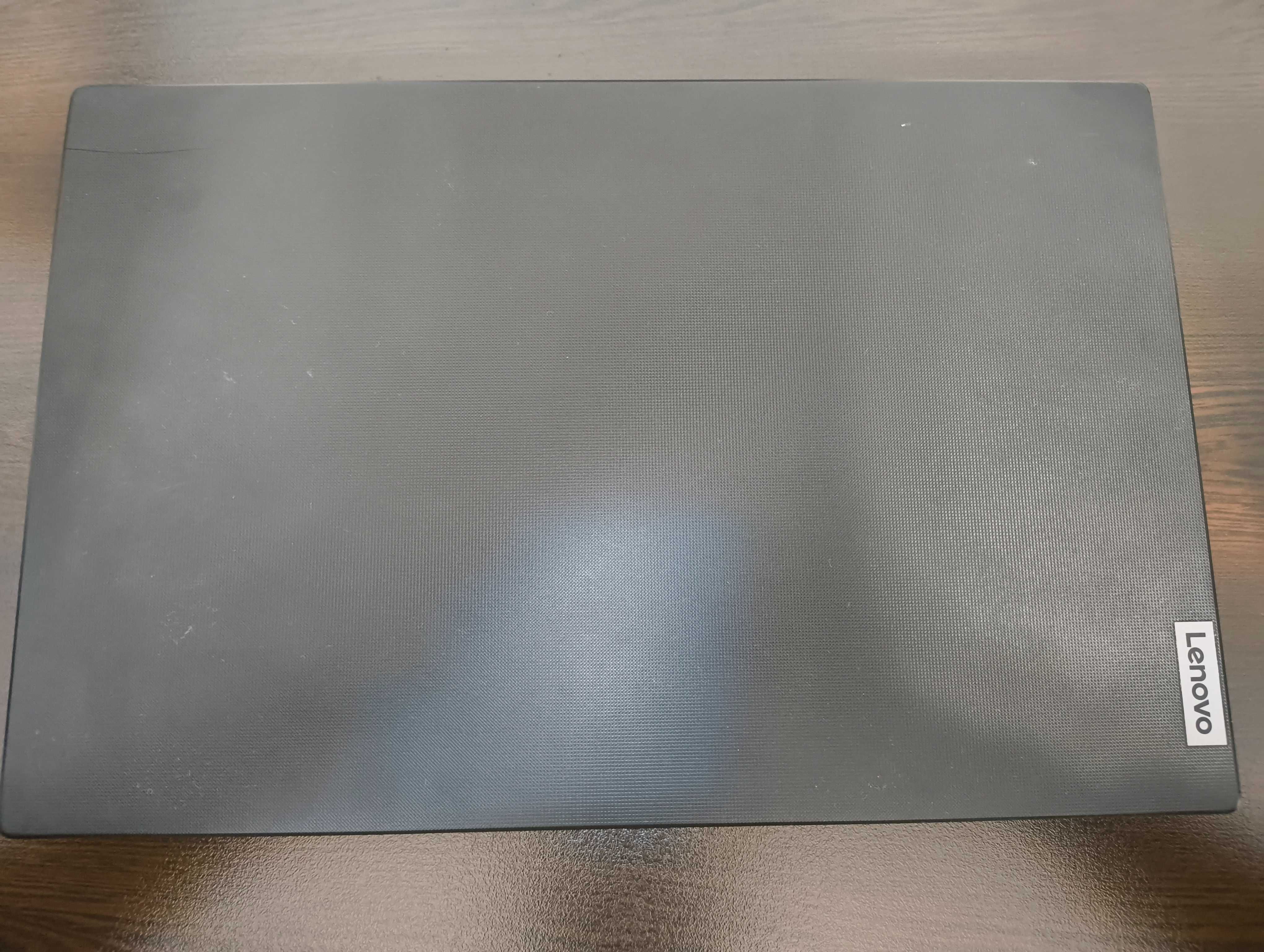 Лаптоп Lenovo v15 g2 ALC