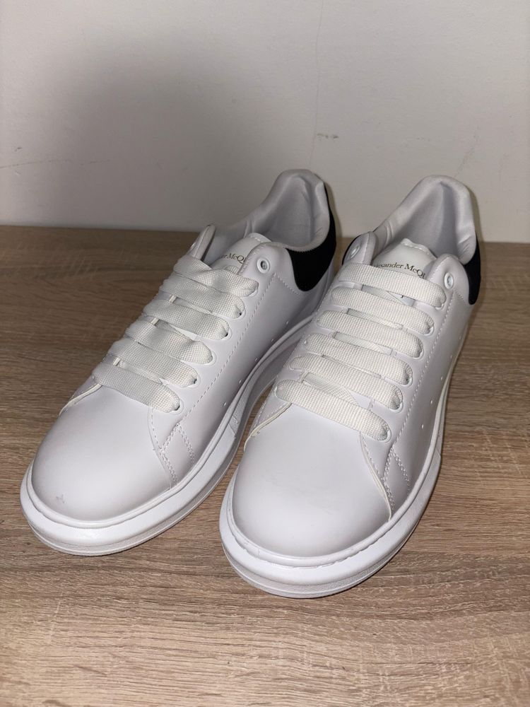 Adidasi Alexander McQueen