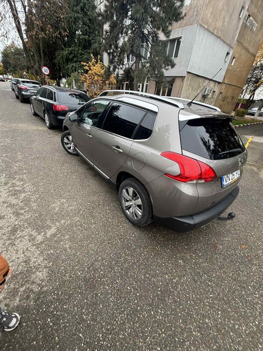 De vanzare  Peugeot 2008 e HDI