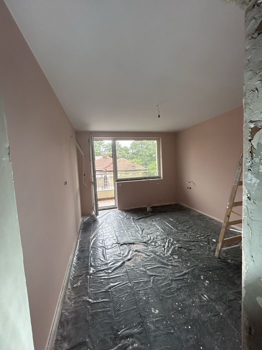 Предлагам,шпакловане,боядисване,мазилки,пускане на силикон