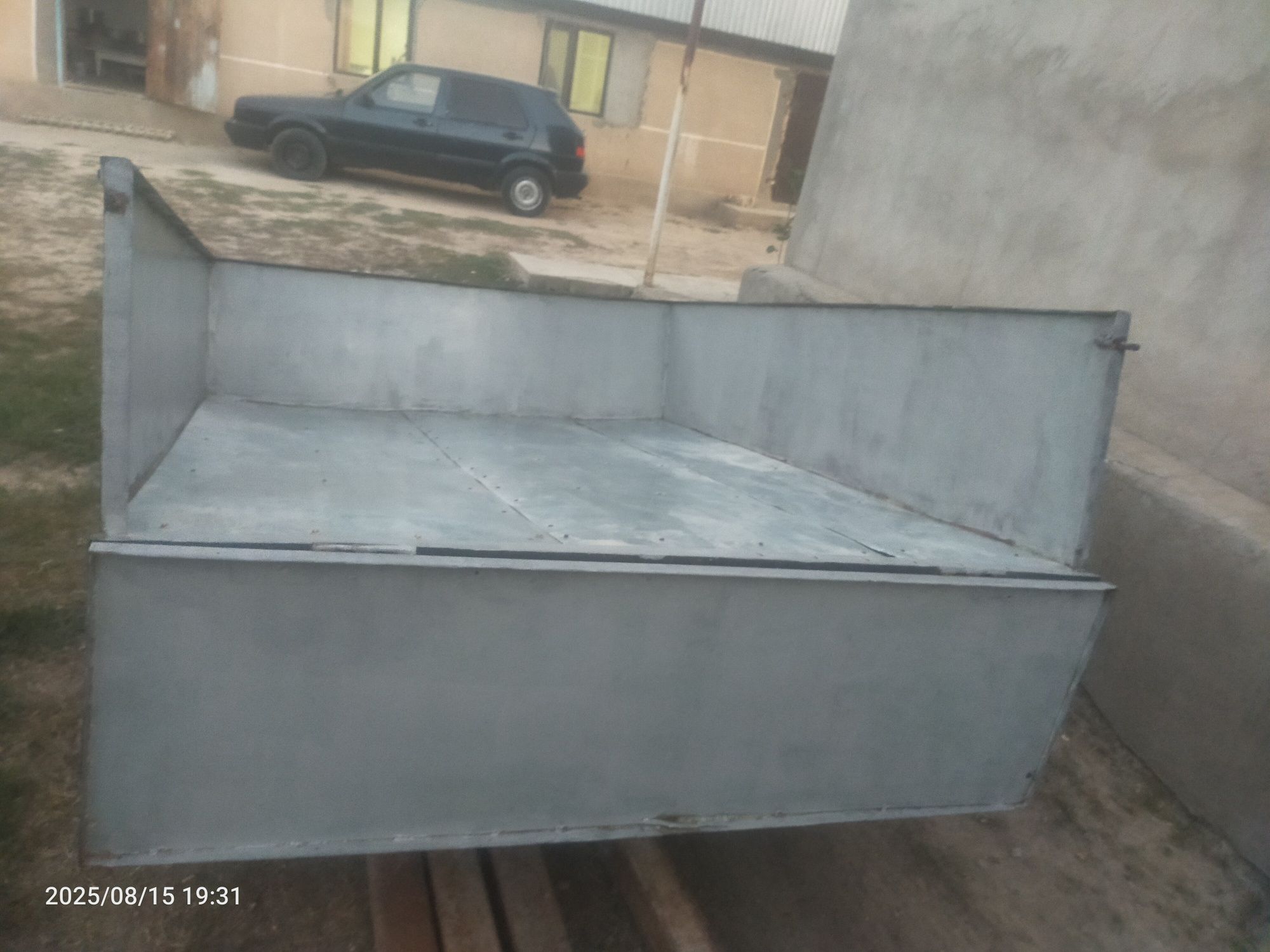 прицептер сатылады 1ші прицеп размері,  2ші прицеп размері 2см×2.55см