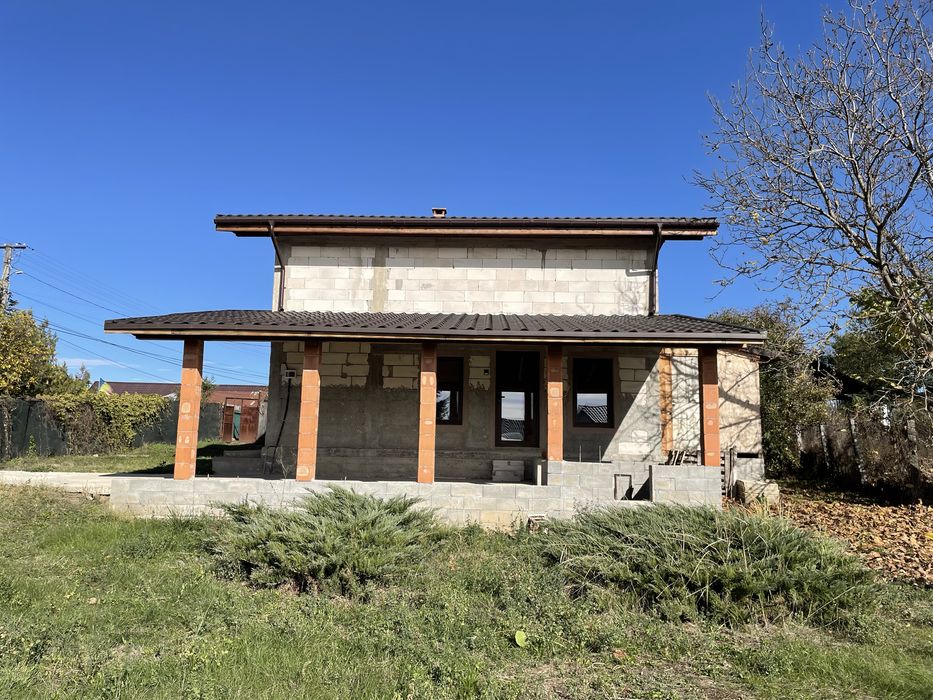 Casa de vanzare in Darmanesti DB