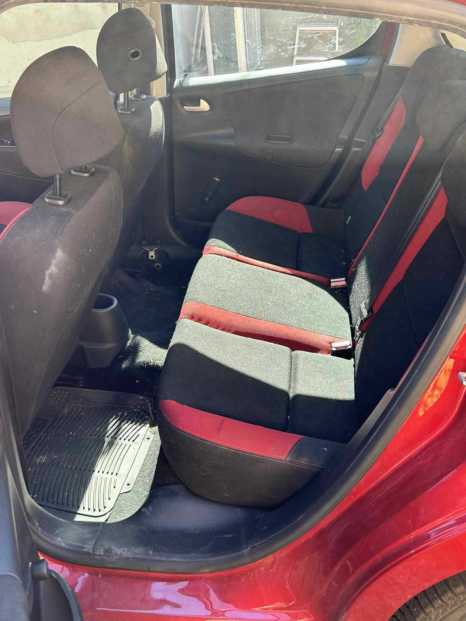 Peugeot 207  1.4 benzina